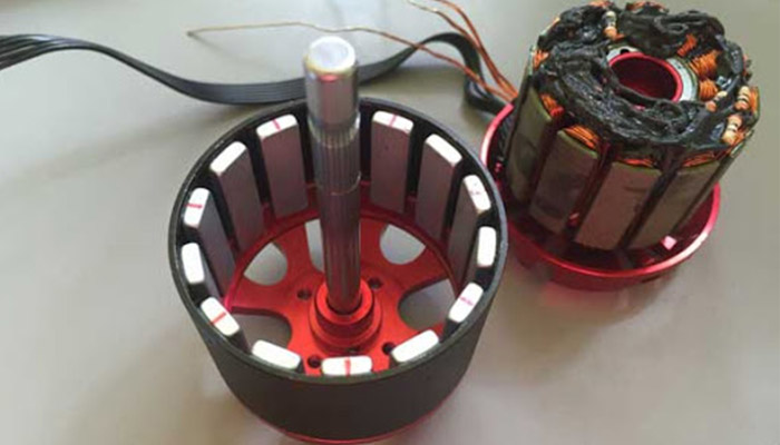 7 مزیت موتورهای تکفاز در مقایسه با موتورهای BLDC 1 موتور براشلس